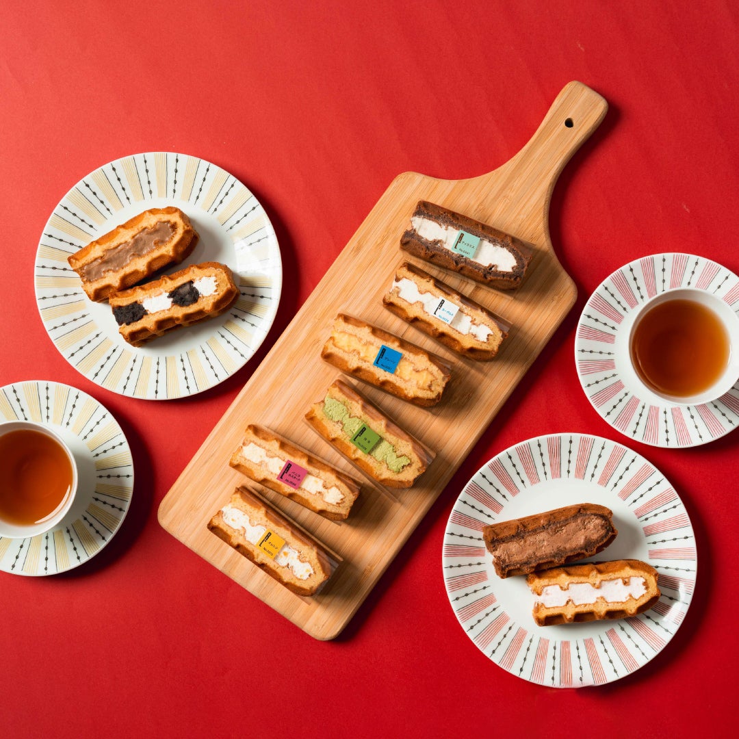お取り寄せスイーツで人気のワッフルケーキ10個入り。デザートは