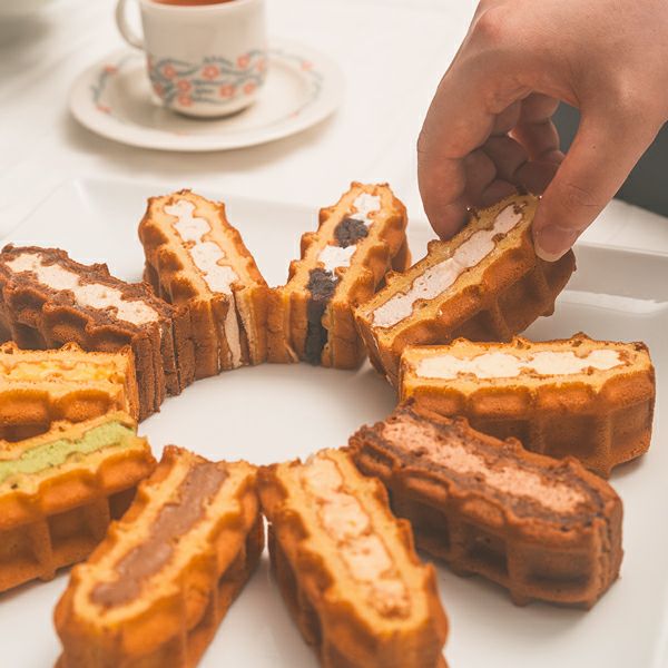 ワッフルケーキ バースデーキャンドル付き ワッフルケーキ10種セット | 公式オンライン