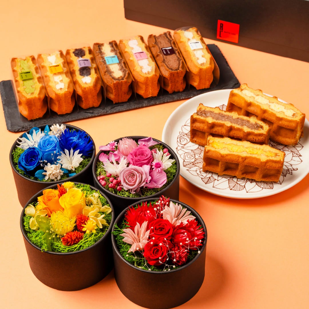フラワードーム付き ワッフルケーキ10種セット | 公式オンライン