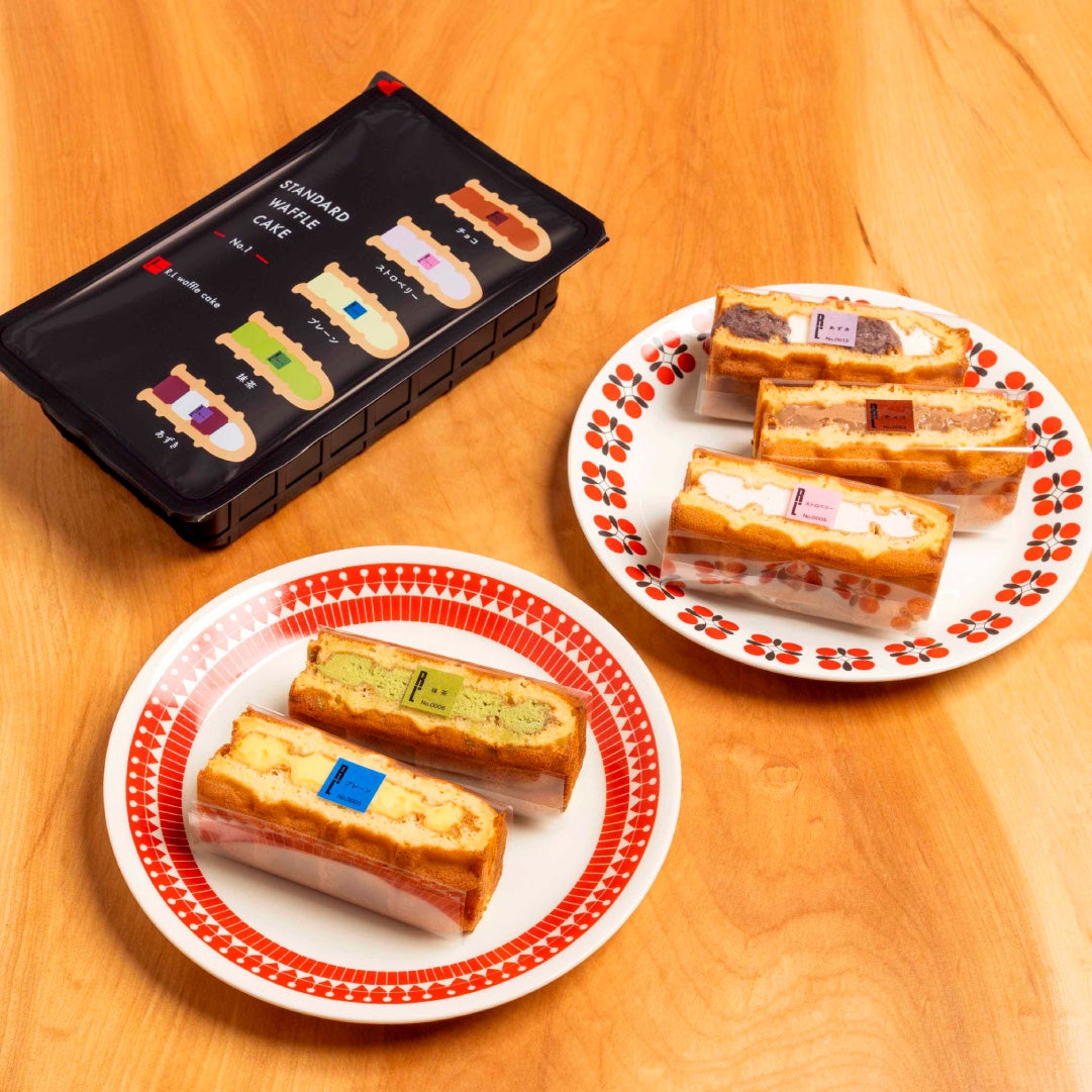 お取り寄せスイーツで人気のワッフルケーキ10個入り。デザートは